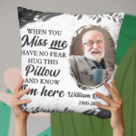 Custom Photo Hug This And Know I'm Here - Memorial Personalized Custom Pillow - Sympathy Gift For Family Members - 图片 5